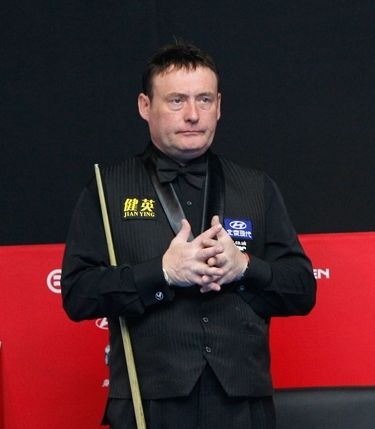 而且在防守 而且在防守