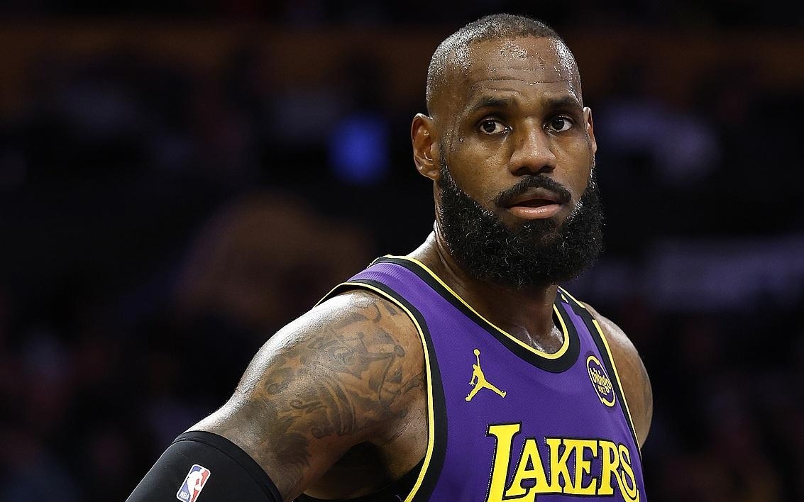 而火箭要想 而火箭要想